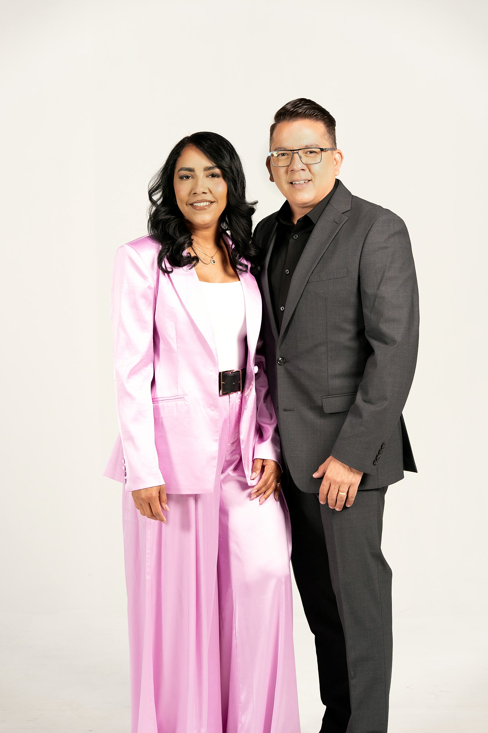 Pastores Ruben y Mayerling Novotny
